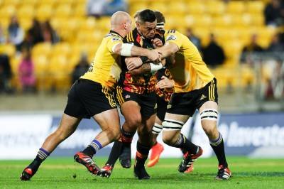 b2ap3_thumbnail_SuperRugbyRd14HurricanesvChiefsIBpeUUIJpARx.jpg